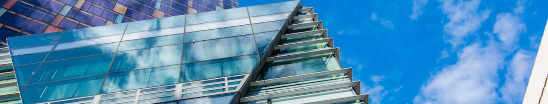 हमसे संपर्क करें